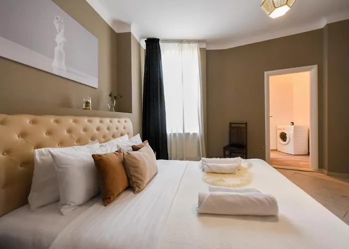 Calea Victoriei Family Escape - Modern 2br דירה