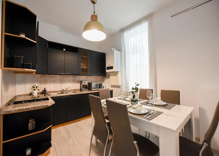 Calea Victoriei Family Escape - Modern 2br דירה